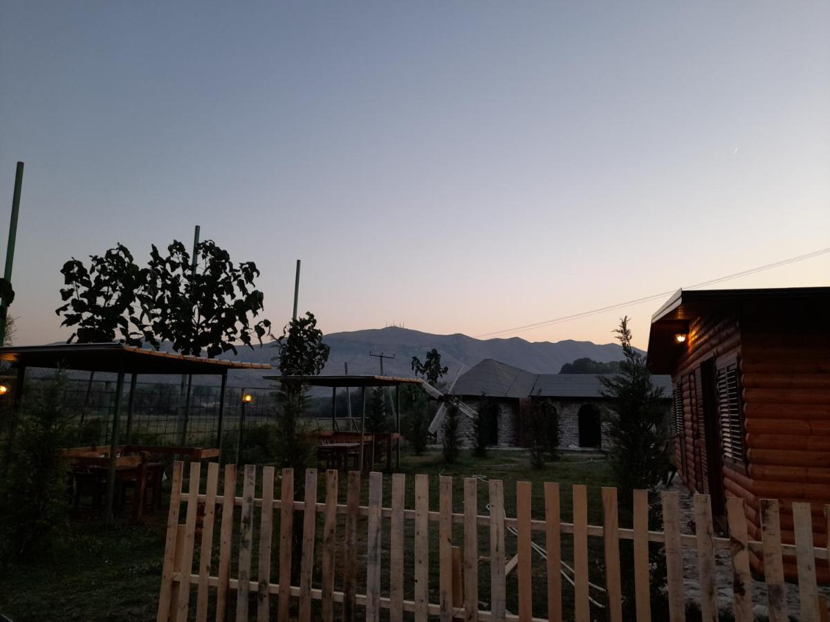 Windmill Gesthouse & Grill Campsite