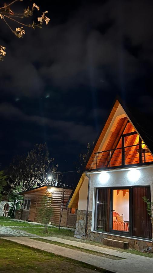 Windmill Gesthouse & Grill Camping