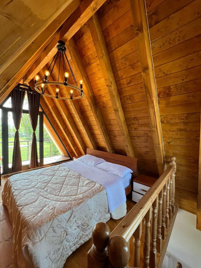 Windmill Gesthouse & Grill Camping Shkodër