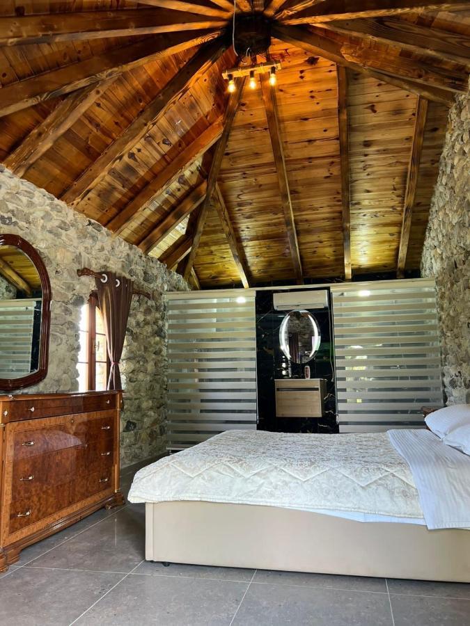 Windmill Gesthouse & Grill Campsite