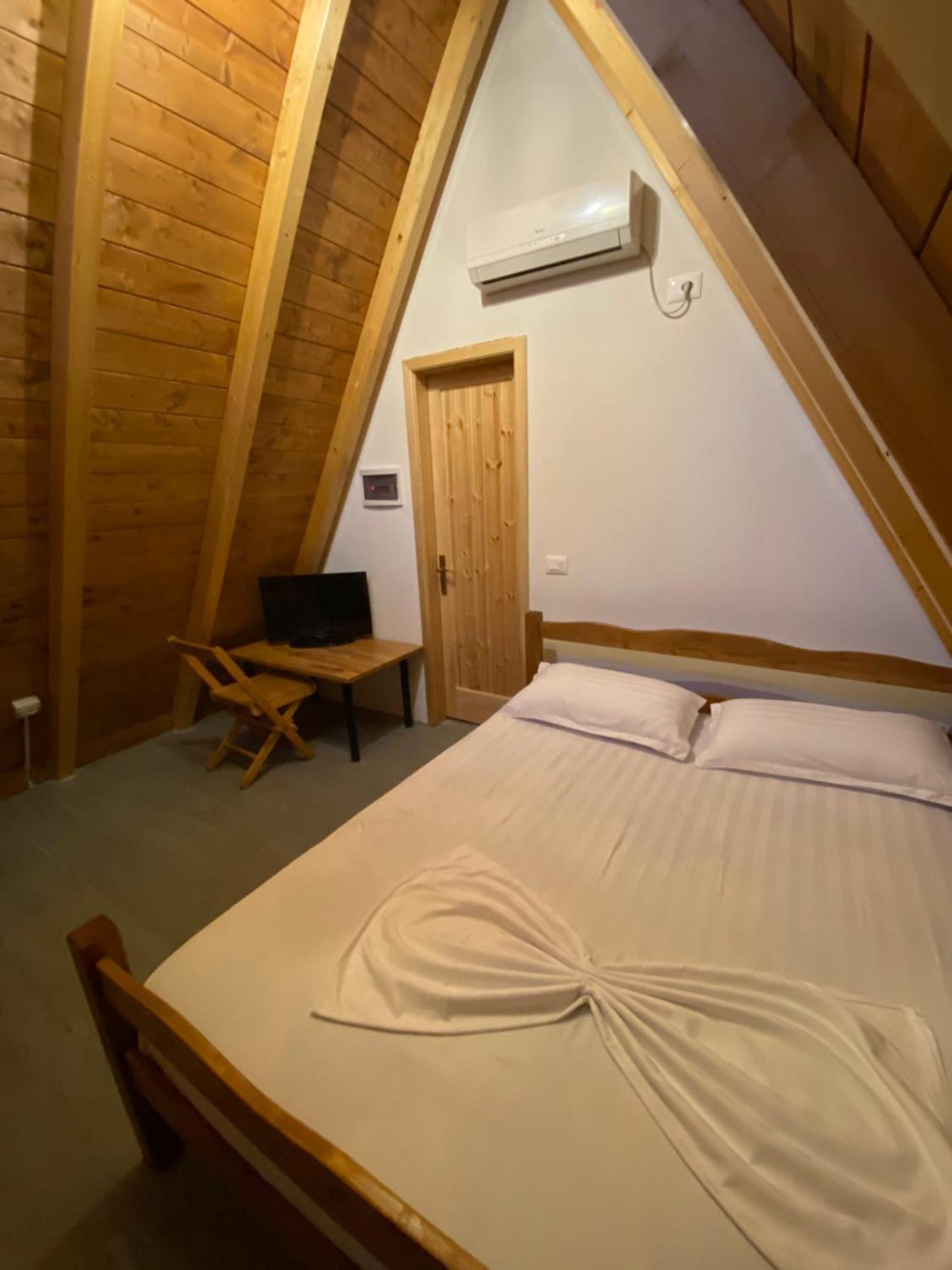Camping Windmill Gesthouse & Grill Shkodër